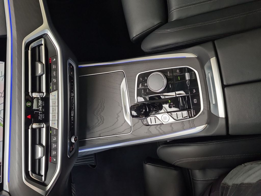 BMW X7 xDrive40d Gestiksteuerung Head-Up HiFi DAB St