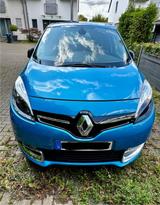Renault Scenic Bose Edition 2.0 16V 140 CVT Bose Edition - Renault Scenic in Köln