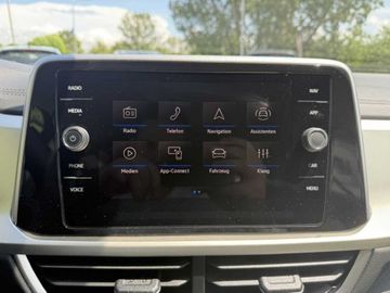 Fotografie des VW T-Roc 1,0l TSI Move