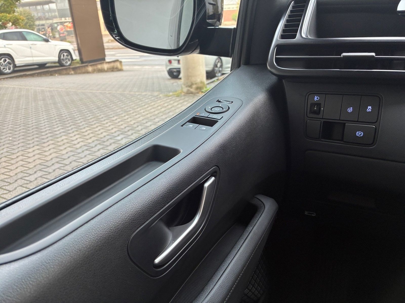 Hyundai Staria – Bild 23