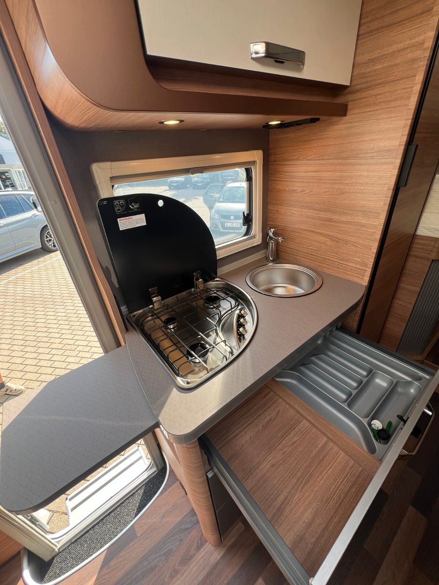 Fahrzeugabbildung Weinsberg CaraCompact Edition Pepper 600 MEG MJ26