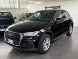 Audi Q5 2.0 TDI quattro S tronic Design - Audi Q5 mit Halbautomatikschaltung