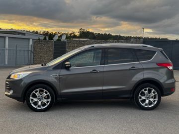 Ford Kuga - 4