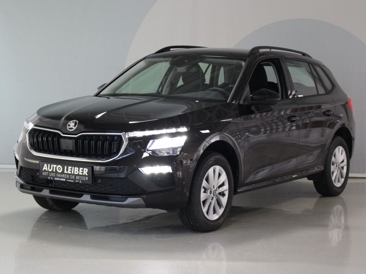 Fahrzeugabbildung SKODA Kamiq 1.0 TSI Selection DSG AHK/RFK/LED