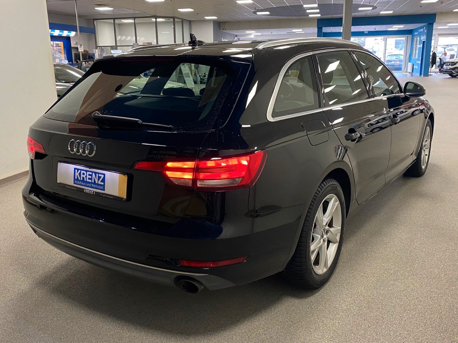 Fahrzeugabbildung Audi A4 2.0 TFSI ultra SPORT Avant+HYBRID+NAVI+XENON+