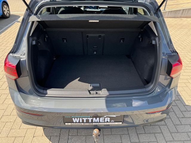 Golf VIII United 2.0 TDI DSG ACC/AHK/APP/NAVI/SH