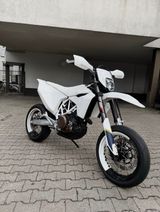 Husqvarna 701 Supermoto - Offers matching your search criteria