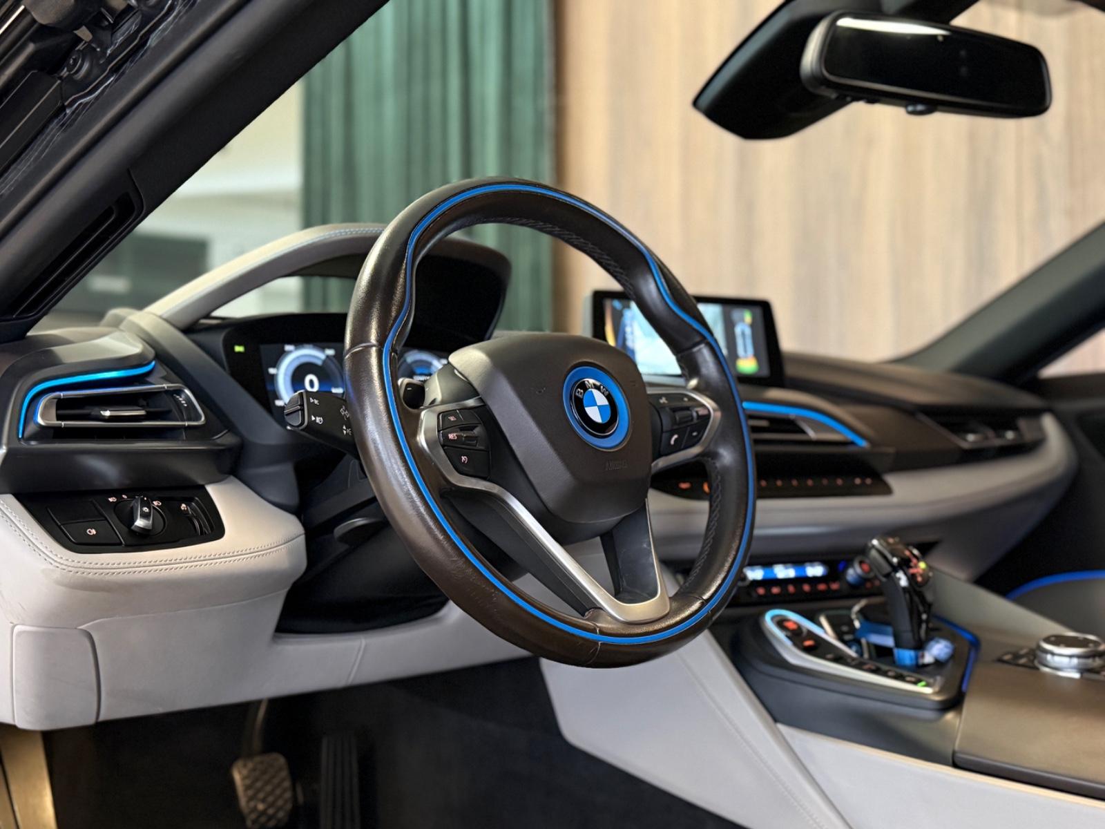 BMW i8 Coupe Pure Impulse°LED°VC°Kamera°HUD°H&K°