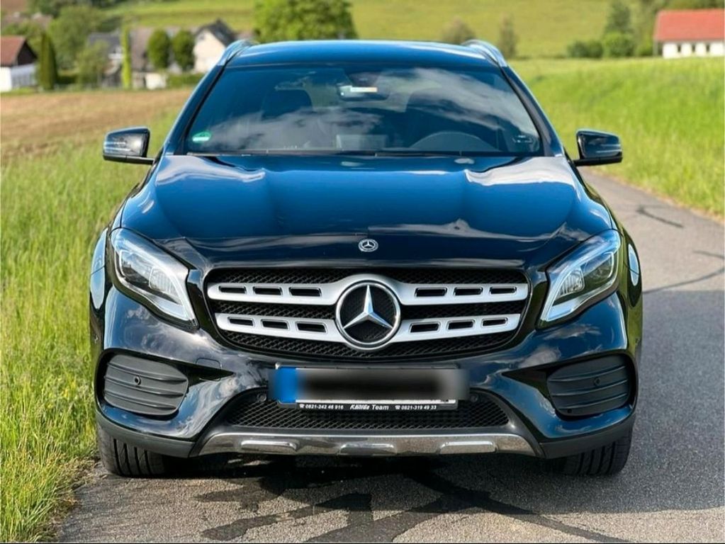 Image of Mercedes-Benz GLA 200