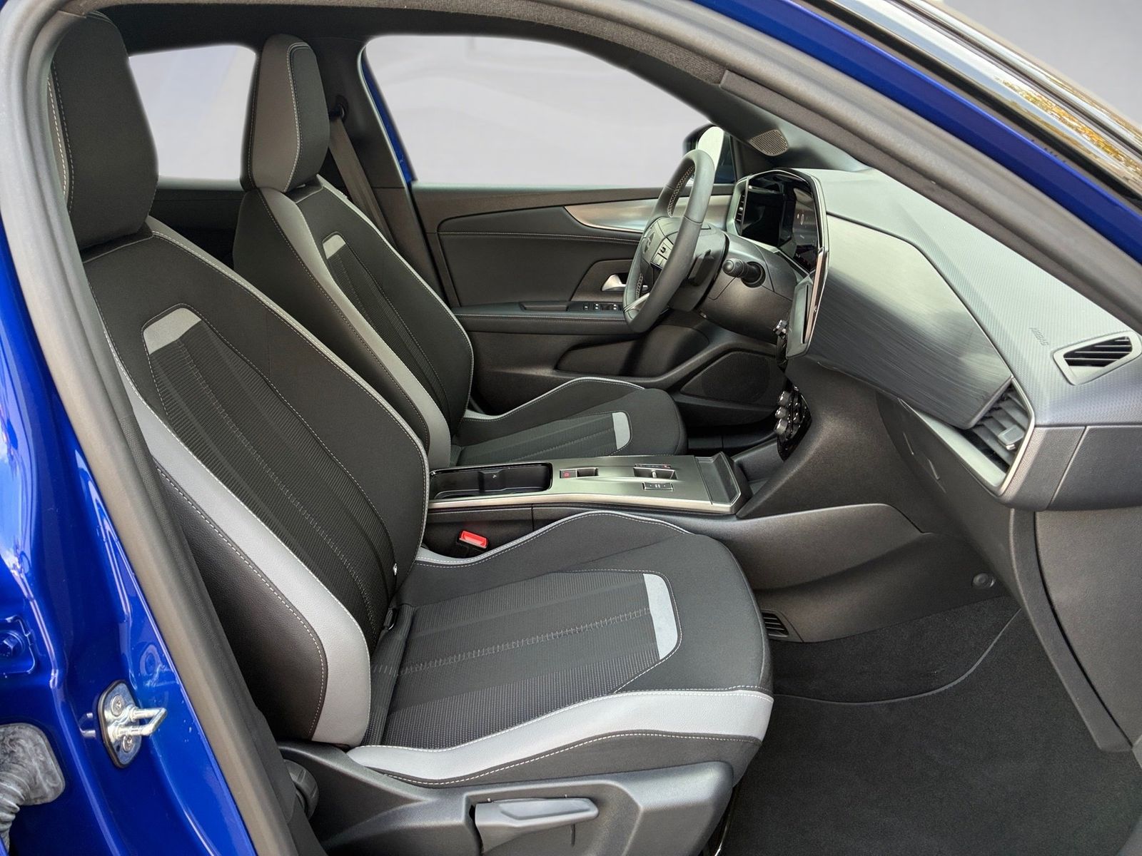 Fahrzeugabbildung Opel Mokka 1.2 GS Kamera,LED,Matrix,Navi,SHZ,Keyless