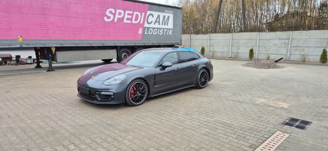 Porsche Panamera GTS Sport Turismo GTS