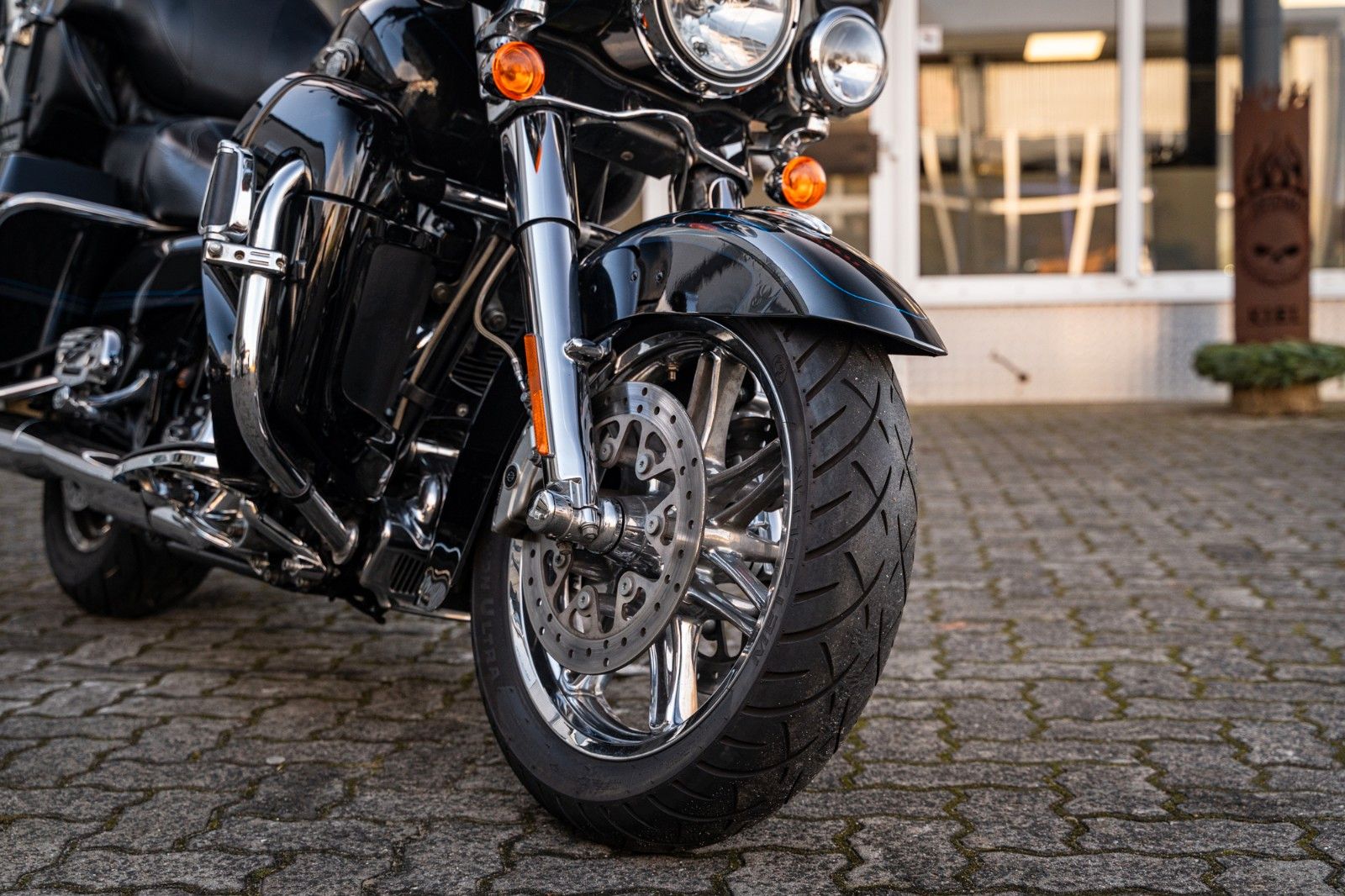 Fahrzeugabbildung Harley-Davidson CVO Ultra Classic Electra Glide 110ANV FLHTCUSE8
