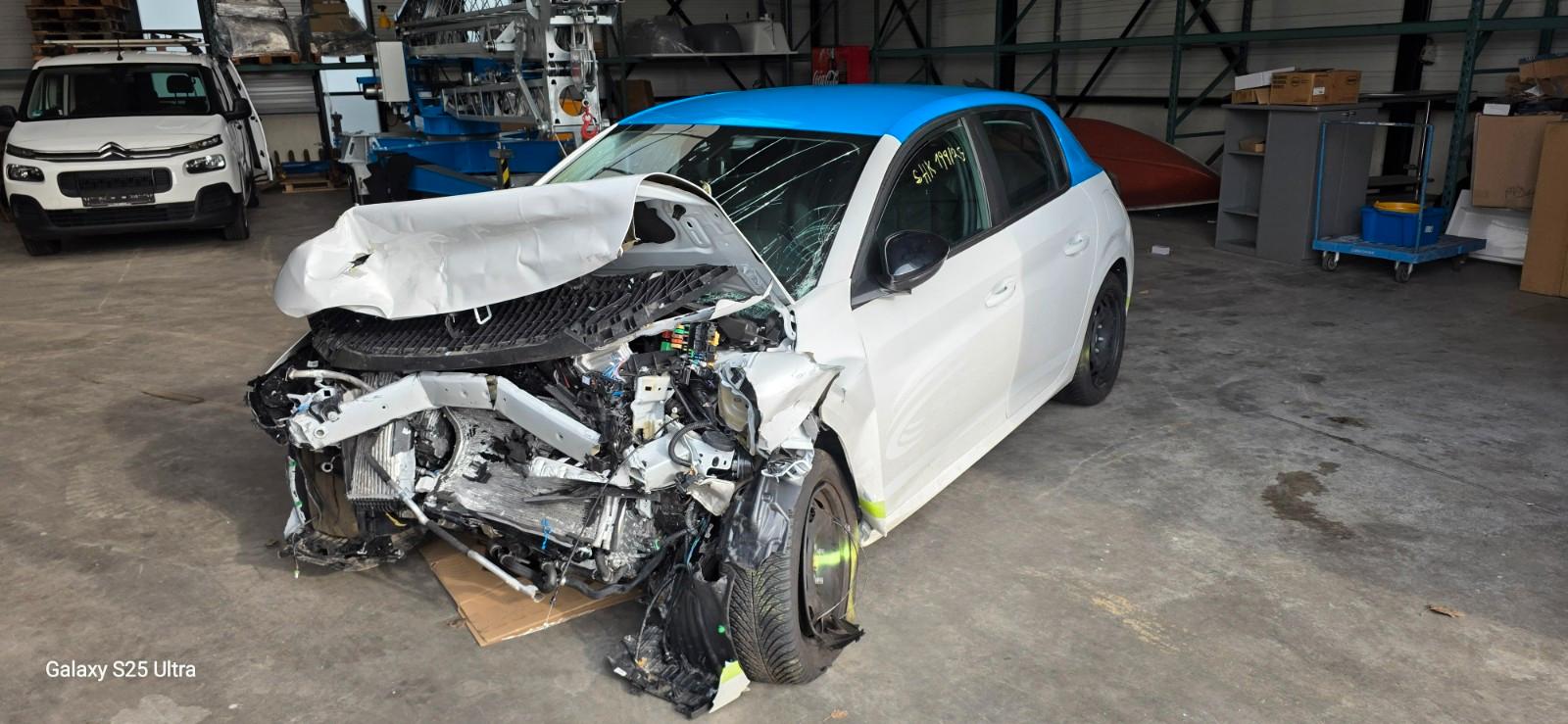 Peugeot 208 Hybrid 110 Style