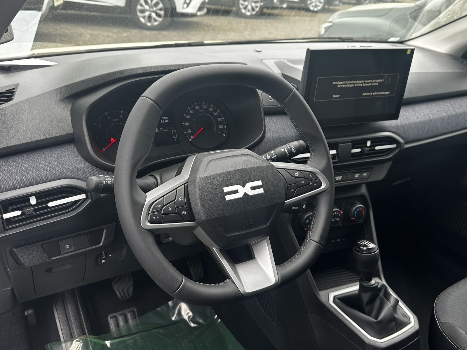 Fahrzeugabbildung Dacia Sandero Expression TCe 100