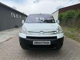 Citroën Berlingo Niveau B L1/MWST/AHK/PDC/3SITZER/KLIMA/ - Citroën Berlingo aus 2010: Van