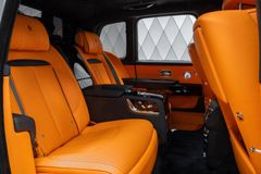 Cullinan Series II 2025 GREY/ORANGE 4 SEATS STAR
