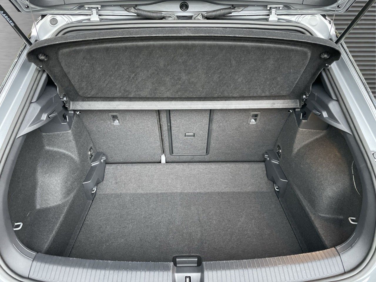 Volkswagen T-Roc - Bild 8
