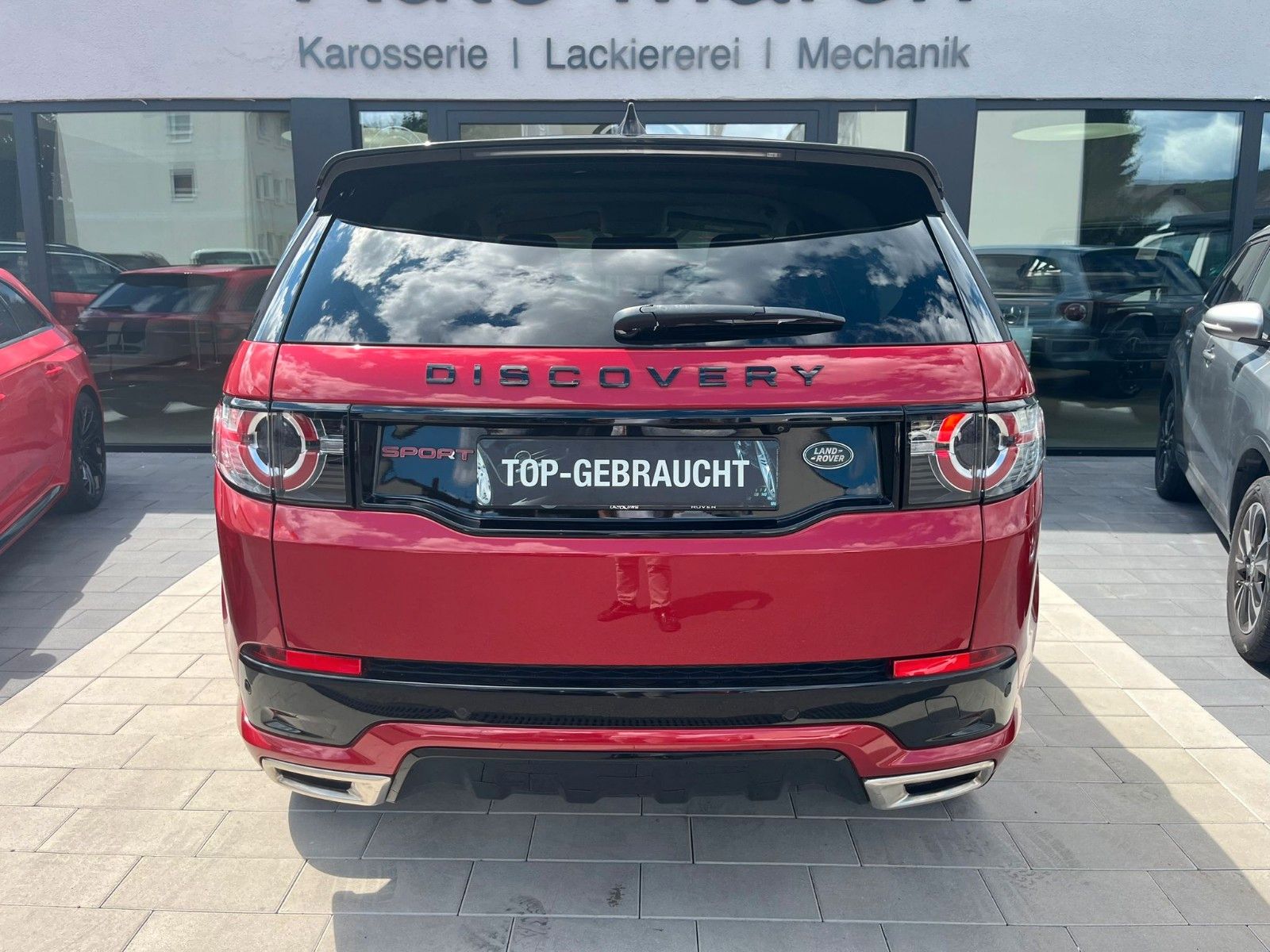 Fahrzeugabbildung Land Rover Discovery Sport SE AWD