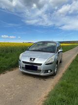 Peugeot 5008 2.0 Family HDi FAP 150 Family - Peugeot 5008: Hdi 150