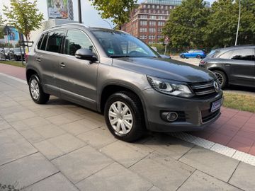 Volkswagen Tiguan - 3