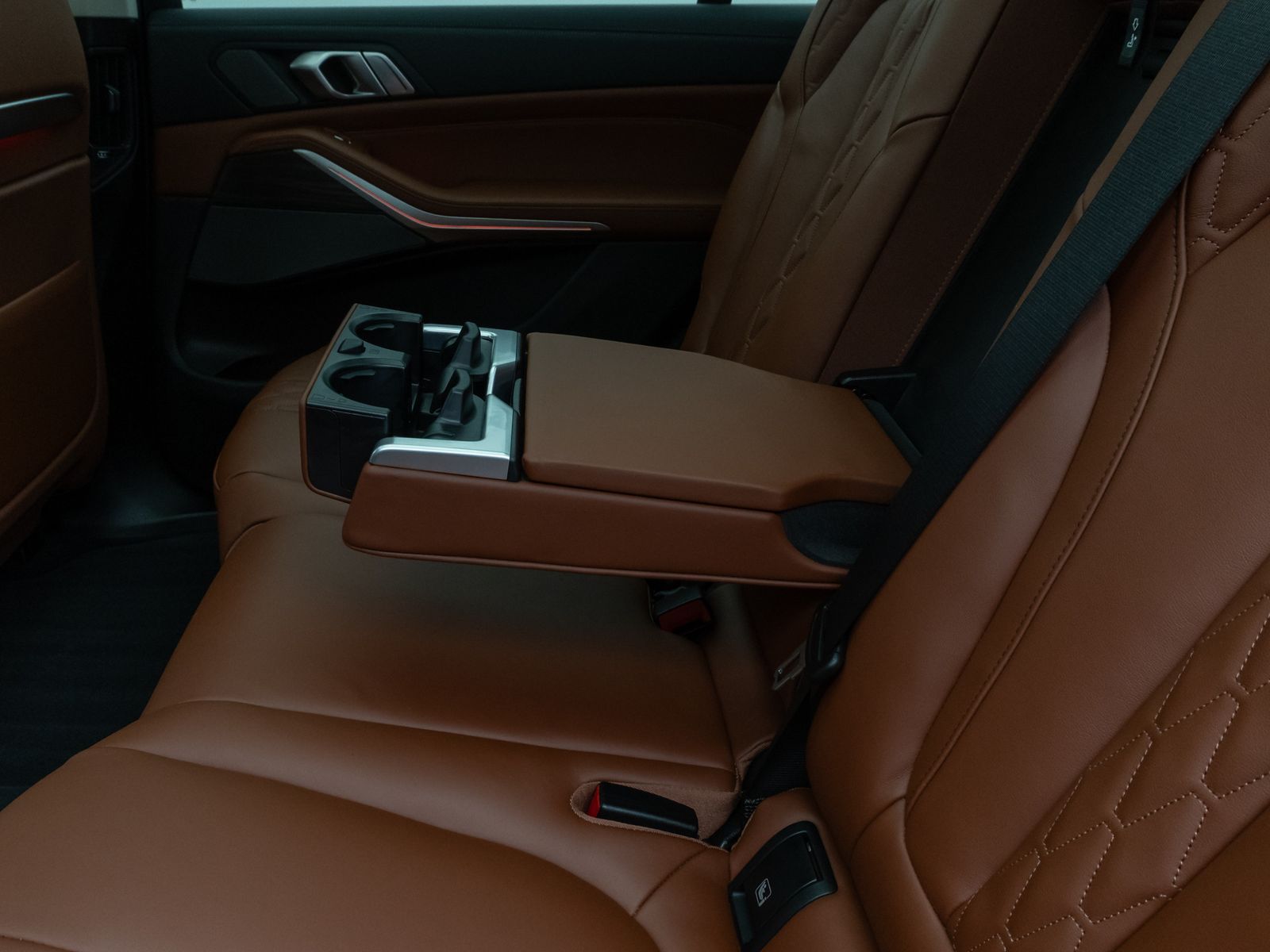 Fahrzeugabbildung BMW X7 xD40d Panorama 360°HUD DAB H/K Massage SoftCl