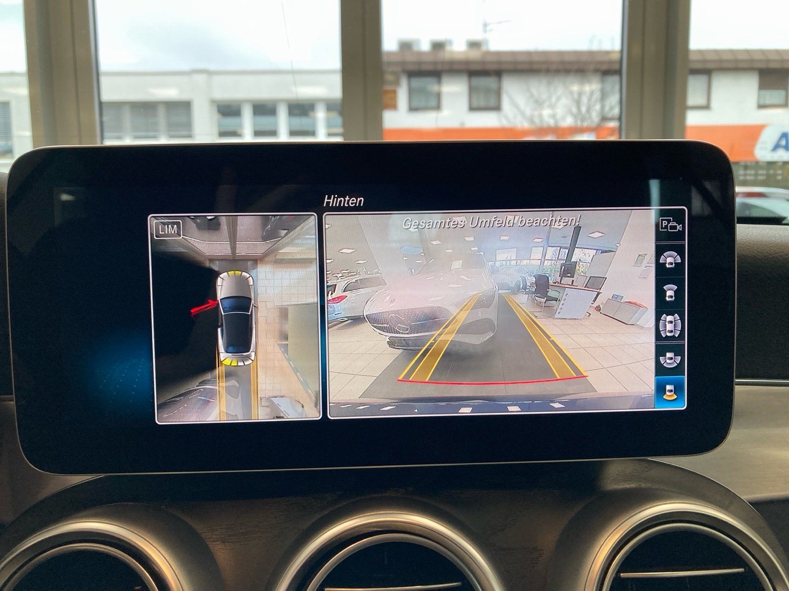 Fahrzeugabbildung Mercedes-Benz C 300 AMG*360°*Distronic*Head-Up*Totwinkel*LED*