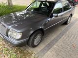 Mercedes-Benz 300 - Mercedes-Benz 300: Allradantrieb
