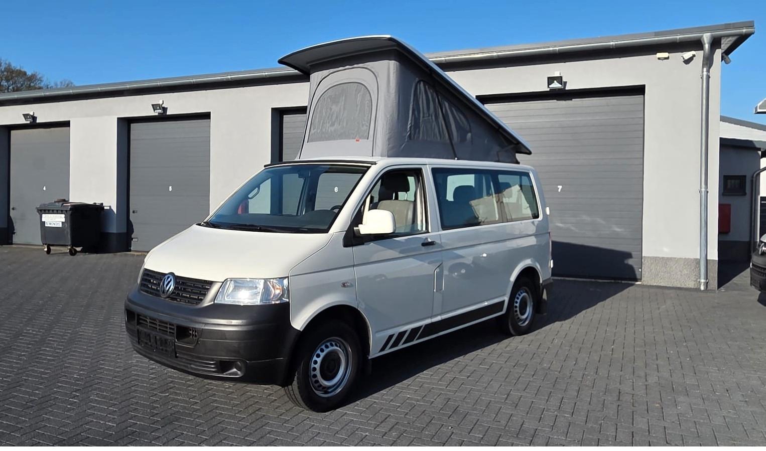 Volkswagen T5 Camper mit Aufstelldach 9 Sitze  4 Schlafplät