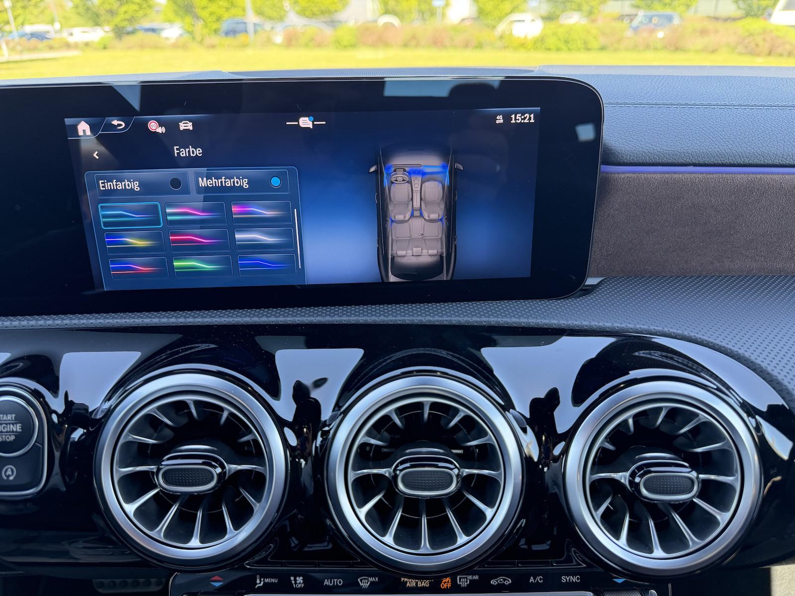 Mercedes-Benz CLA 180 AMG Line Aut. Navi+Leder+Led+Panorama