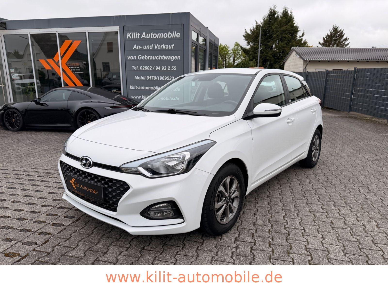 Hyundai i20 Trend *1.HAND+R-KAM+SITZHZG+CARPLAY+15ZOLL*