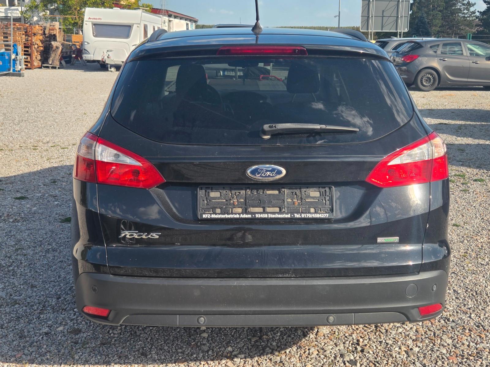 Ford Focus 2013 — photo 6
