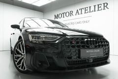 AUDI S8 4.0 TFSI*EXCLUSIVE*AHK*STHZG*PANO*MATRIX*B&O*