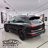 Porsche Cayenne Diesel V6 Platinum Edition - Porsche Cayenne: V6
