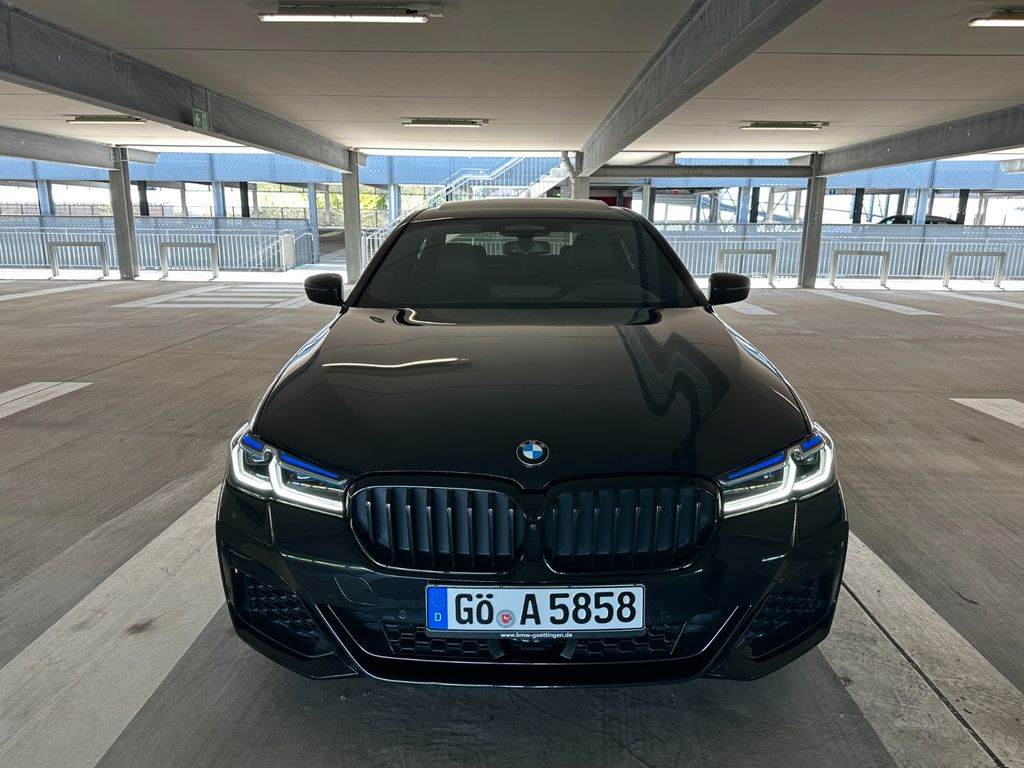 Image of BMW 530
