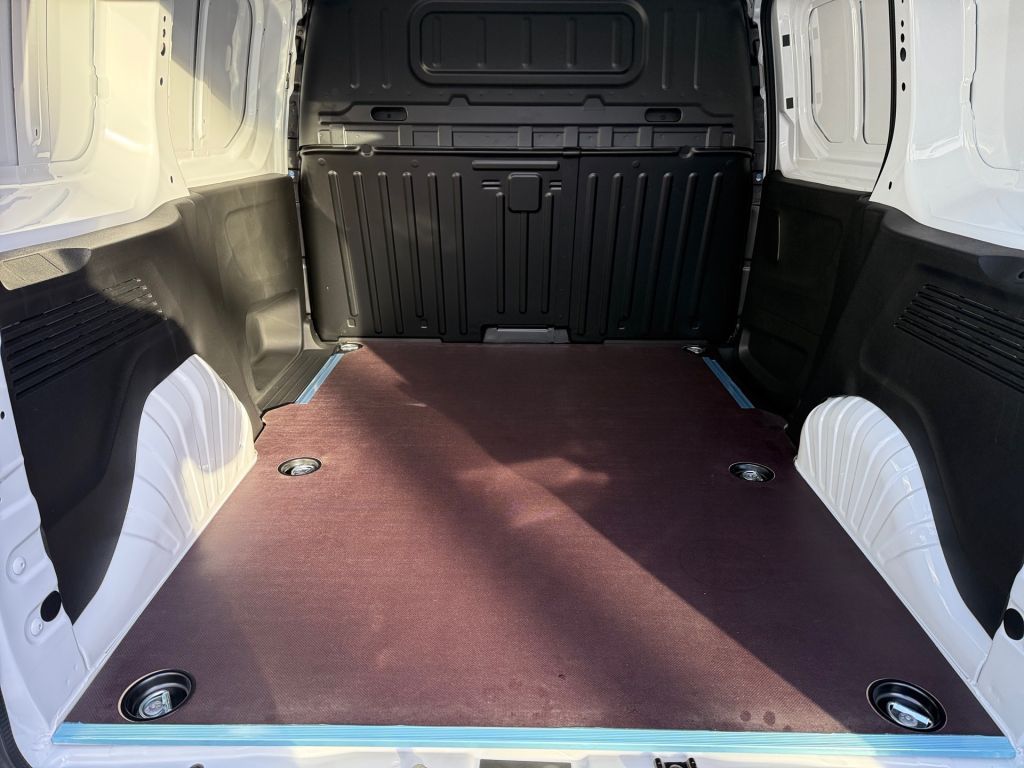 Fahrzeugabbildung Citroën Berlingo 1.5 Diesel 100 M*Laderaumboden*Carplay