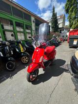 Vespa Primavera 125 Red ABS Vespa for Children - VESPA PRIMAVERA 125