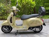 Vespa GTS SuperTech 125 75th Limitiertes Sonderm - VESPA S 125