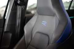 VW Golf R 4Motion | Matrix | Pano | DCC | 270 km/h VW Golf R 4Motion | Matrix | Pano | DCC | 270 km/h