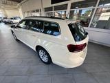 Volkswagen Passat Variant Business LED / DSG - mit Diesel-Antrieb: Beige, Kombi