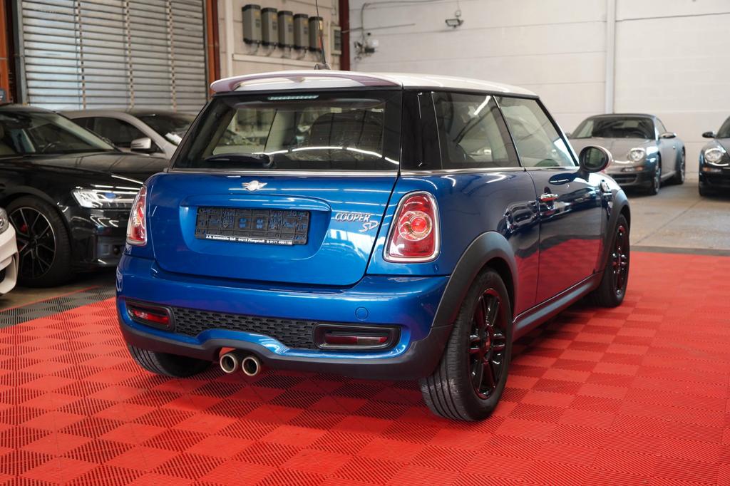 MINI Cooper SD