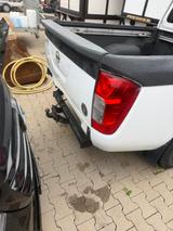 Nissan Navara NP300 Visia King Cab 4x4 - Nissan Navara: King