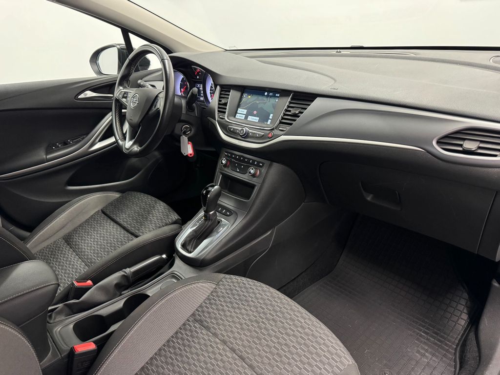 OPEL Astra K Sports Tourer*LED*NAVI*AUTOMATIK*PDC*AHK OPEL Astra K Sports Tourer*LED*NAVI*AUTOMATIK*PDC*AHK