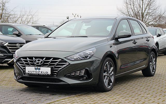 Hyundai i30 1.0 T-GDI /VOLL SHEFT/1HD/CARPLAY/RCAM