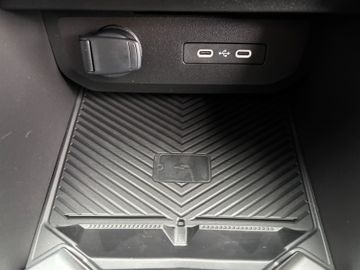 Dacia Duster hybrid 155 Journey