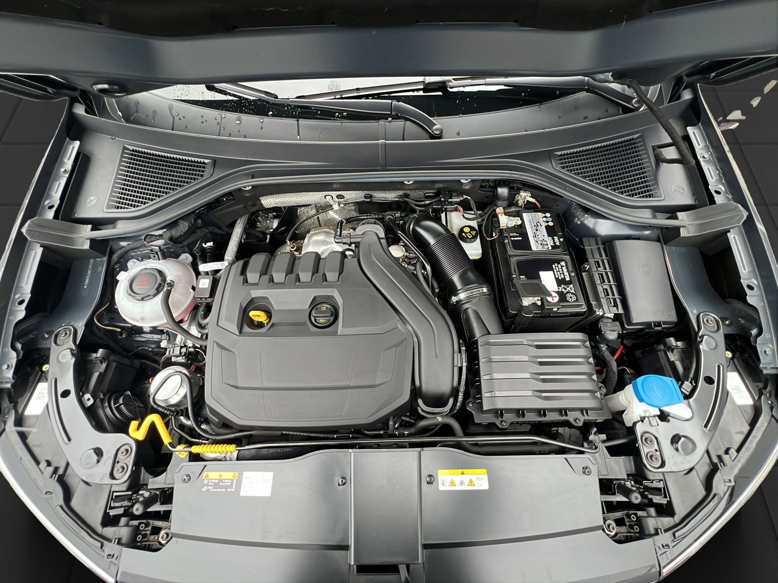 T-Roc Active 1.5 TSI DSG AHK*Navi*Pano*Standhzg.