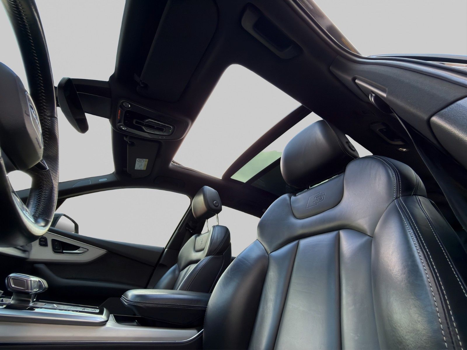 Fahrzeugabbildung Audi Q7 TDI Quattro S line *Luft*Matrix*Bose*Panodach