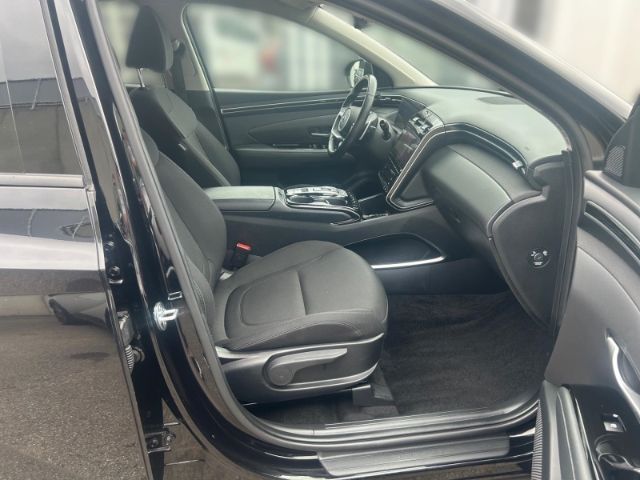 Fahrzeugabbildung Hyundai Tucson Trend Mild-Hybrid 2WD Navi Digitales Cock