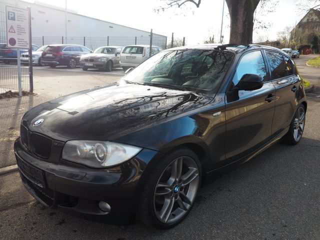 BMW 120 Baureihe 1 Lim. M Paket Automatik Navi Xenon