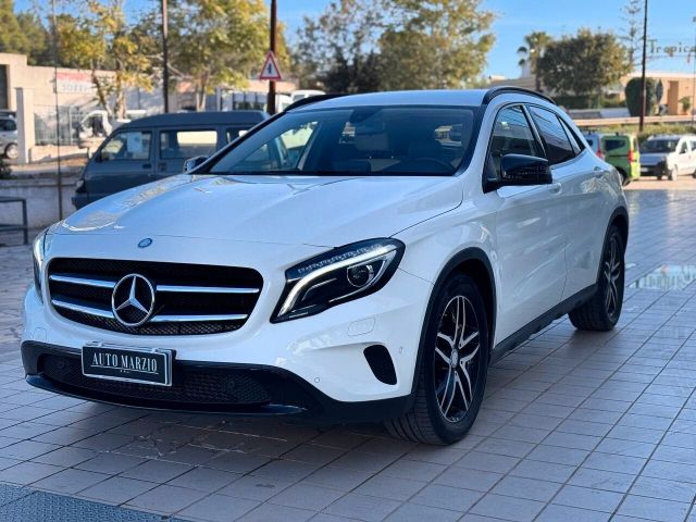 Mercedes-Benz Mercedes-benz GLA 180 GLA 180 Premium