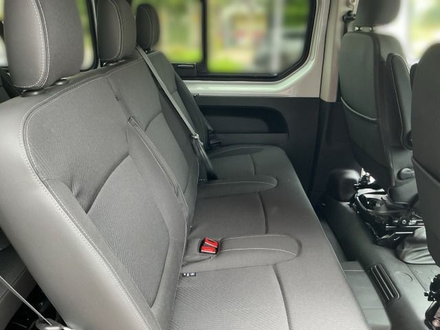 Fahrzeugabbildung Nissan Primastar Kombi9 L1H1 2,8t dci170 AT TEKNA 1ST H